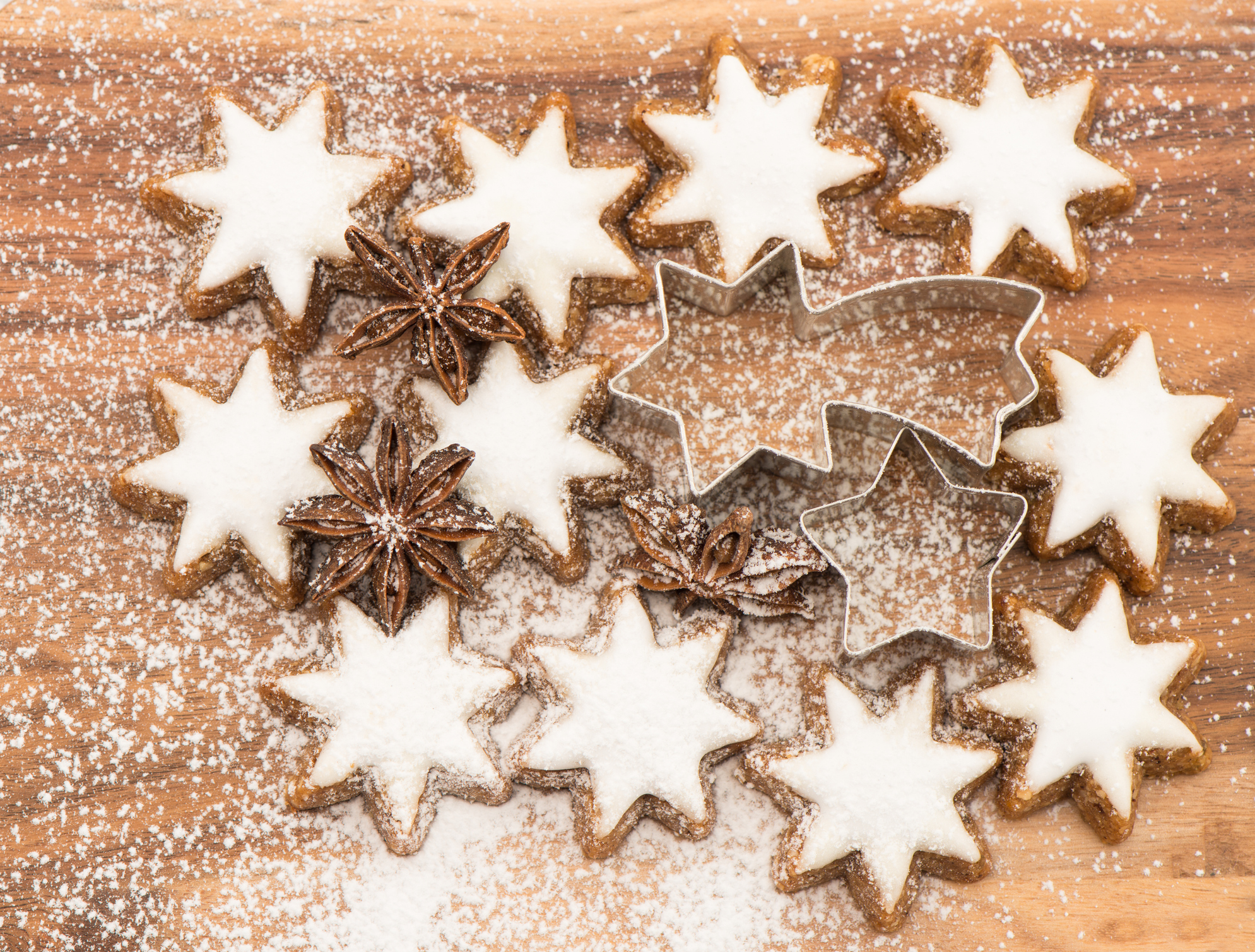 Weihnachtskekse für Figurbewusste: Mandel-Zimt-Sterne mit Kokoszucker 