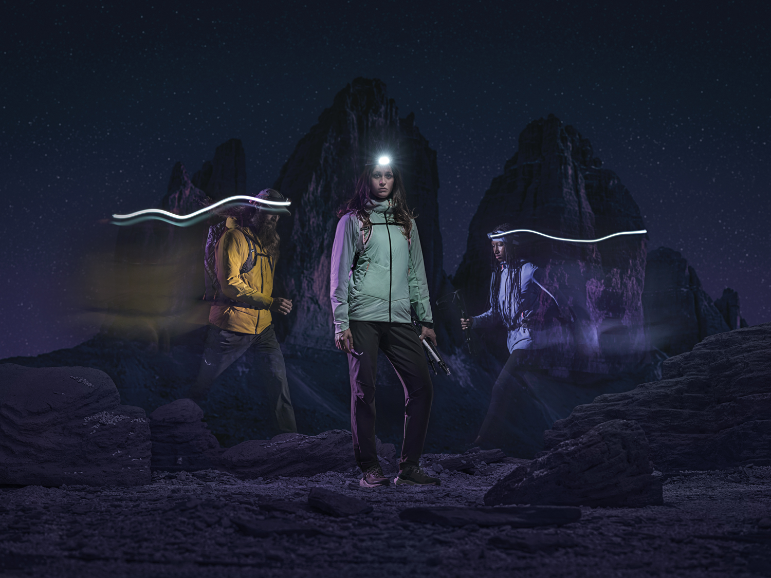 Set The Tone Of Your Night: So gelingt Speed Hiking im Winter