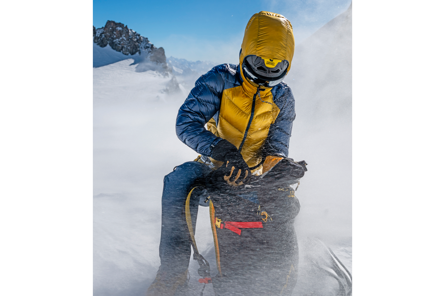 Für alle Fälle: Kann es kalt werden, gehören Isolationsjacken in jeden Rucksack