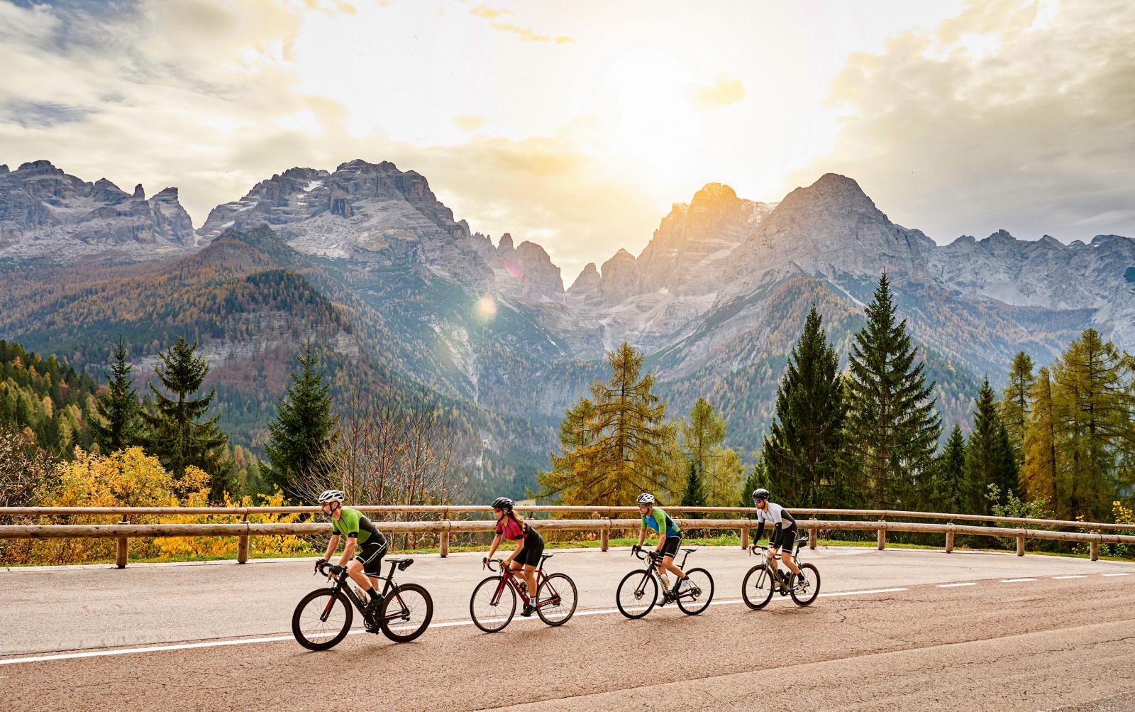 Ode an die Pässe: Was ist eigentlich das Schöne am Plagen, Kurbeln und Schnaufen?
