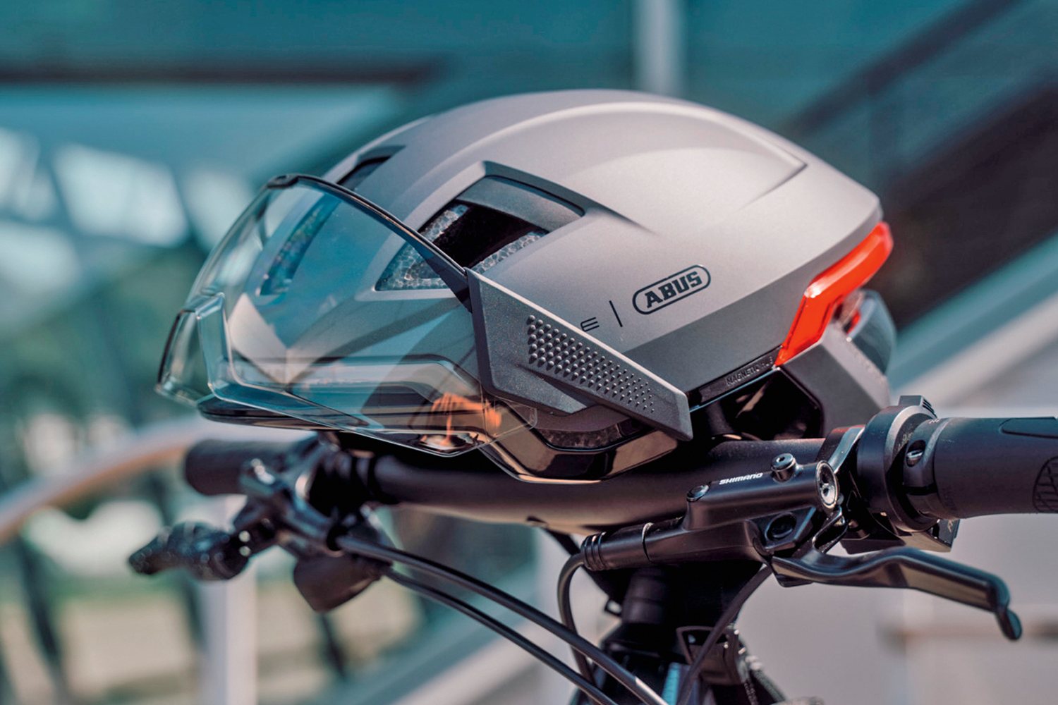 Die Hauptsache: Helme für Urban-, Road- und MTB-Einsatz – wo liegen die Unterschiede?