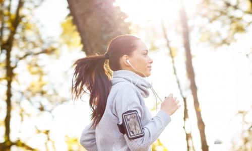 Da geht mehr: 4 Tricks, um noch länger zu laufen © iStock / PointImages Da geht mehr: 4 Tricks, um noch länger zu laufen