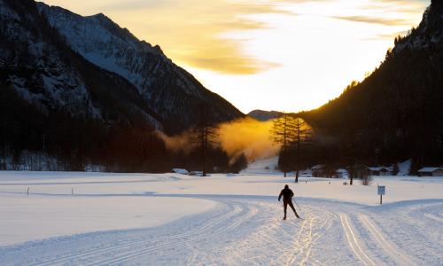 Ab in die Loipe: 15 Tipps fürs Langlaufen © iStock / PatrickPoendl Ab in die Loipe: 15 Tipps fürs Langlaufen