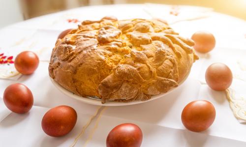 © iStock / mila103 Da hoppelt der Has´: Unser Low Carb Osterbrot