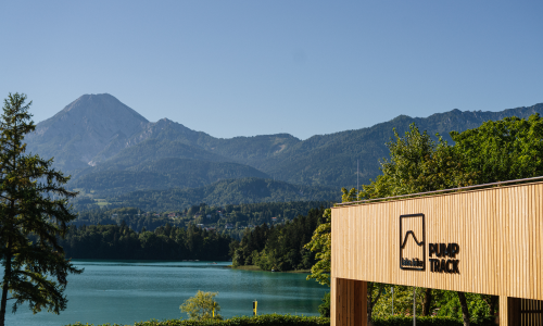 © Fotograf / Martin Hofmann Neu am Faaker See: Erster Kinder-Pumptrack mit Seezugang eröffnet!