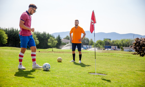 © Getty Images / CasarsaGuru soccergolf.png