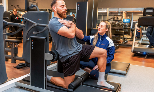 Fit mit Injoy: Mit diesen 6 Übungen bleiben die Knie für Sport und Alltag gesund