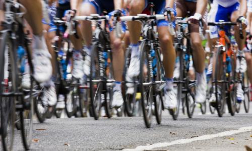 © Getty Images / E+ / Heatherfaye Nachspiel von Schriftsteller Egyd Gstättner: Tour de France - Chapeau!