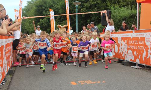 © Therme / Sonnentherme Lutzmannsburg Kleine & große Spitzenathleten beim Sonnentherme Family Run 2025 in Lutzmannsburg am Start!