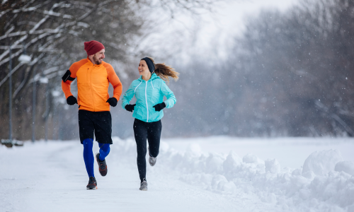Fit durch den Winter: „SPORTaktiv-Doc“ Dr. Robert Fritz zum Training in der kalten Jahreszeit