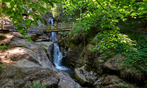 © © Bodenmais Tourismus / Hochfall Bodenmais hat Deutschlands schönsten Wanderweg 2026