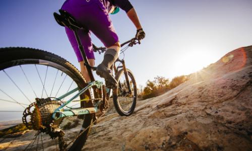 Technikcheck: Darum ist das Lady-Mountainbike wie geschaffen für die Frau / Bild: Liv Cycling / Giant © Technikcheck: Darum ist das Lady-Mountainbike wie geschaffen für die Frau / Bild: Liv Cycling / Giant Technikcheck: Darum ist das Lady-Mountainbike wie geschaffen für die Frau / Bild: Liv Cycling / Giant