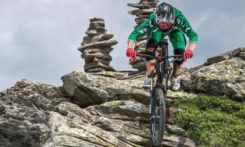 Pflege für dein MTB / Bild: Merida Bikes © Pflege für dein MTB / Bild: Merida Bikes Mountainbike Pflege Wartung Feder Federung Federgabel Dämpfer Dämpfung