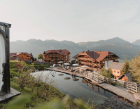 © Hotel / Natur- und Wellnesshotel Höflehner / CMVisuals / Im Natur- und Wellnesshotel Höflehner****S wartet inmitten einer wunderschönen Landschaft eine Vielfalt an Aktivitäten sowie Entspannungsmöglichkeiten. Natur- und Wellnesshotel Höflehner****S
