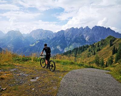 Eine Frage der ­Planung: Tipps und Tricks für deine nächste Tages- oder Mehrtagestour