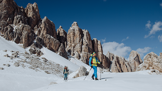 4 Arten des Skitourengehens: Welcher Skitourengeher bist du?