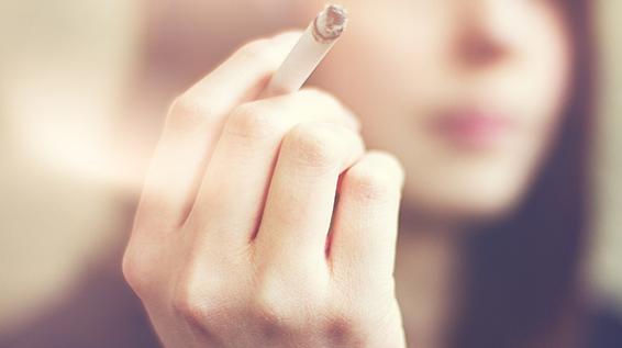 Krebserregend! Diese 9 Inhaltsstoffe sind in jeder Zigarette: Nitrosamine / Bild: iStock / Terroa 