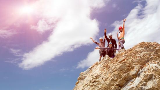 Die 15 wichtigsten (Benimm-) Regeln für den Klettersteig / Bild: iStock / AlexBrylov