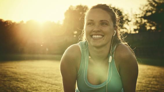 Selbstbewusst durch den Sommer: Geschminkt trainieren? / Bild: iStock / Gelner Tivadar