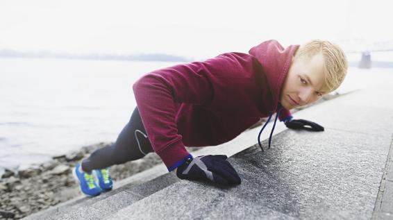 Verletzungsfrei laufen – so geht's! / Bild: iStock verletzungsfrei laufen schmerzfrei muskeln beine lauf krafttraining