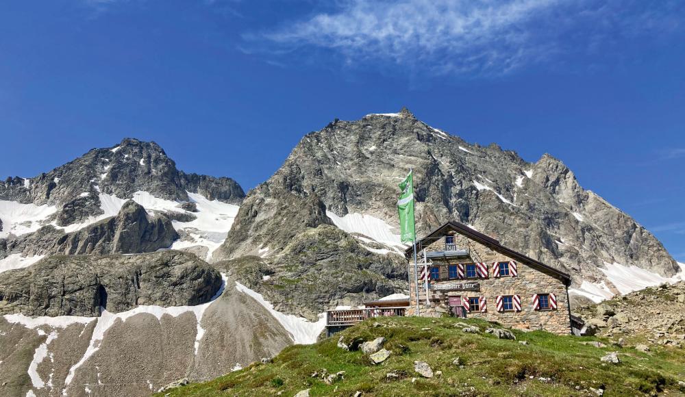 Die Magie der Berghütten: Wandern der Hütte wegen - von der Lage bis zum kulinarischen Hochgenuss