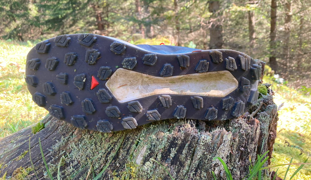 Im SPORTaktiv-Test: Der nachhaltige Salomon Vision Trailrunningschuh im ersten Probelauf