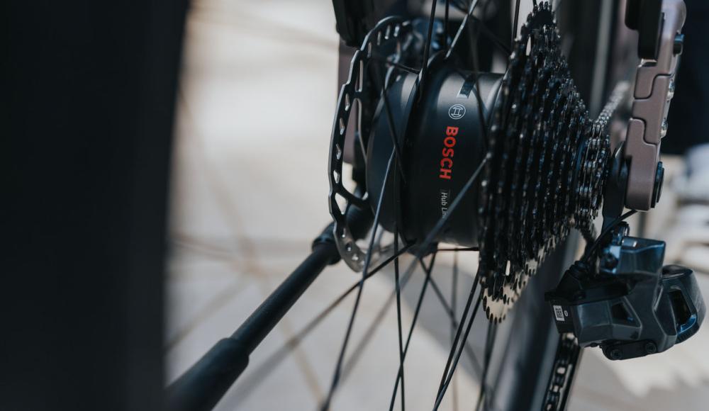 Bosch präsentiert ersten Nabenmotor für urbane eBikes - Hub Line und neue Komponenten sollen leichtes, vernetztes City-Biken ermöglichen