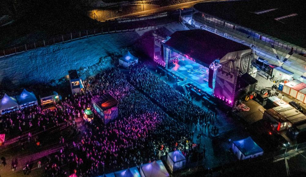 Von Austropop bis Techno: Ö3 GASTEIN SOUNDS eröffnet den Winter in Bad Hofgastein