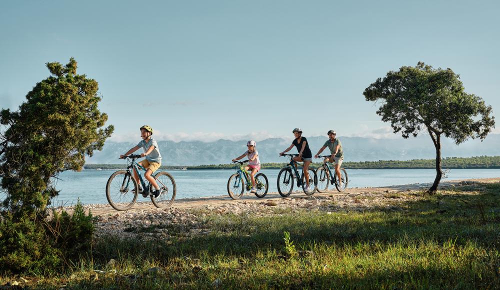 Aktivurlaub an der kroatischen Adria: Sportangebote für die ganze Familie im Falkensteiner Resort Punta Skala